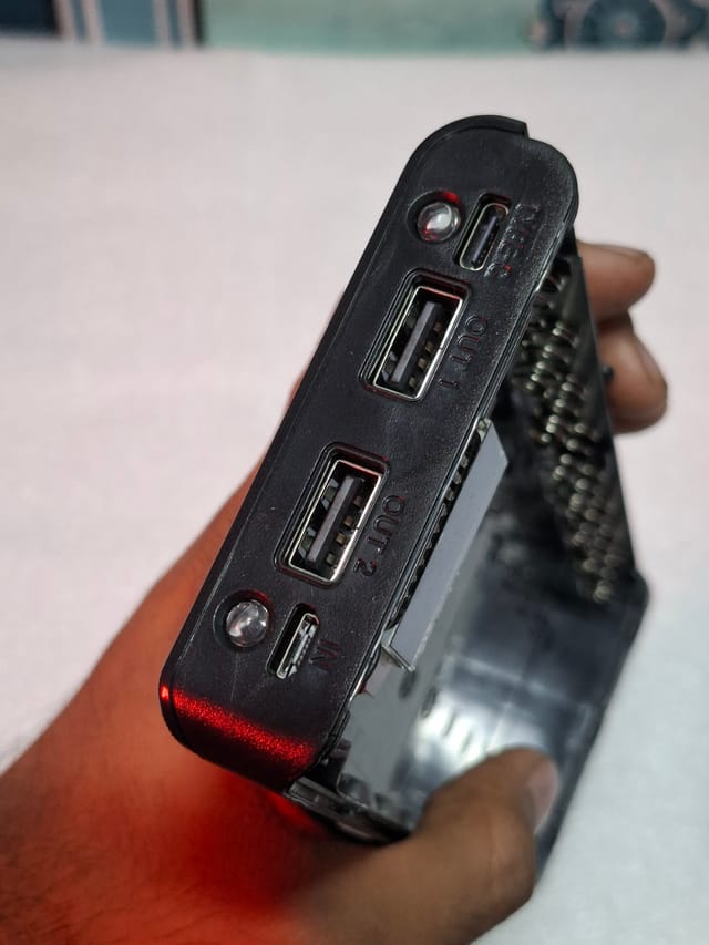 8 Battery Power Bank Box_img_3