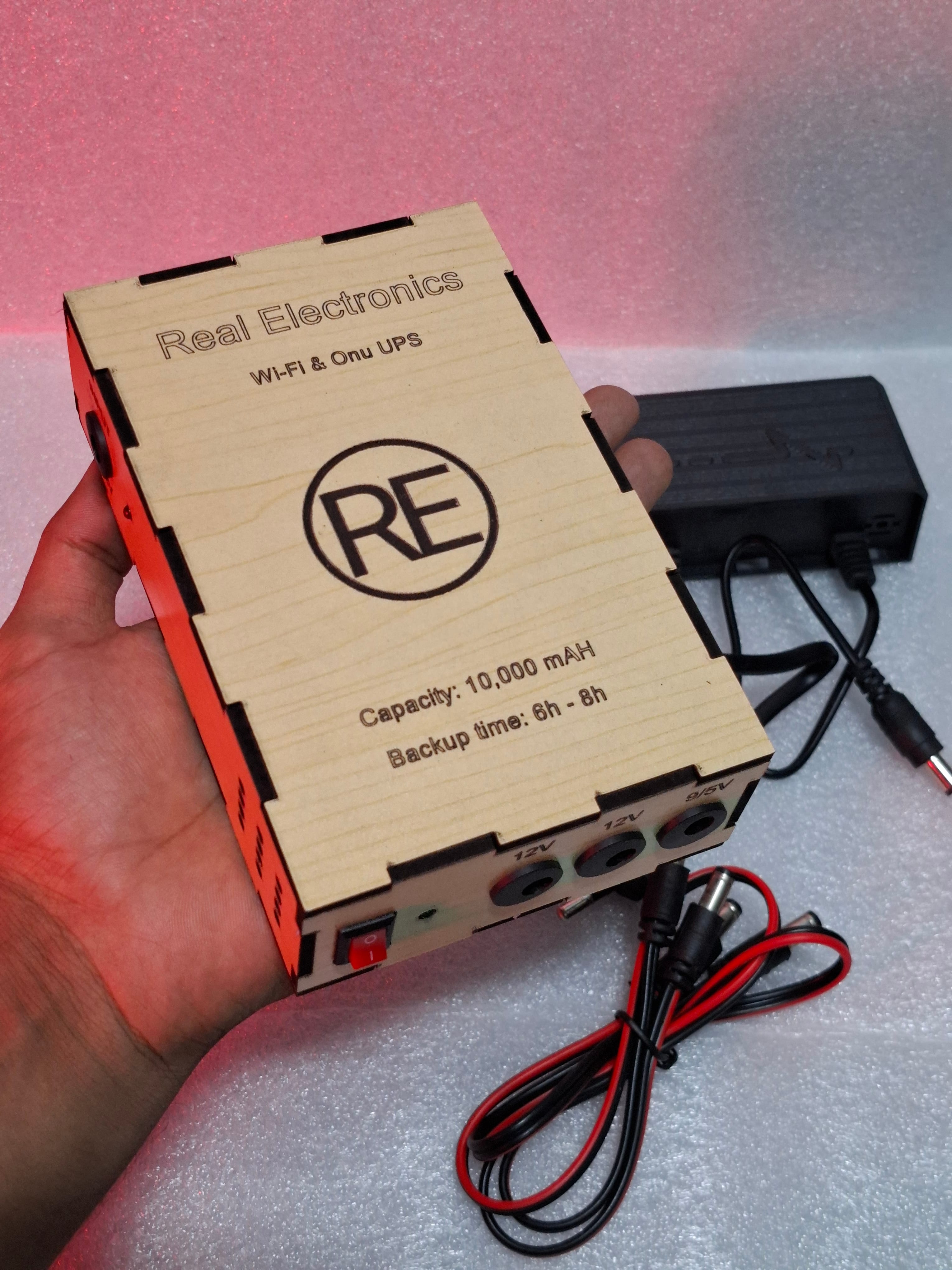 Wi-Fi UPS 10,000 mAh Real Electronics