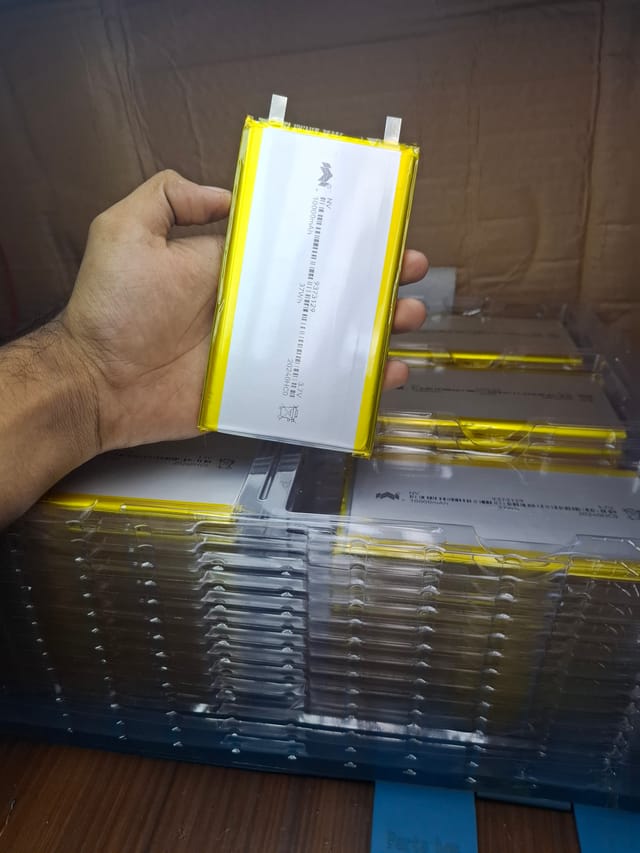 10,000 mAh New Lithium Polymer Battery_img_5