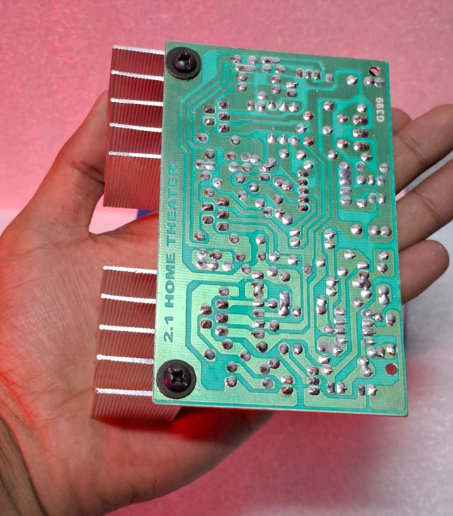 TDA 2030 2.1 Home Theatre Circuit_img_2