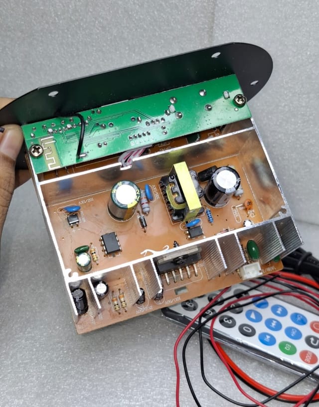 AC/DC Complete Amplifier TPA 2009 IC_img_3