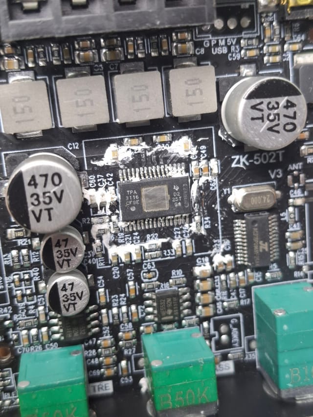 ZK-502T V3 50W + 50W Bluetooth Amplifier_img_3