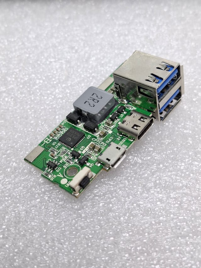 18W Fast Charging Power Bank Circuit_img_4