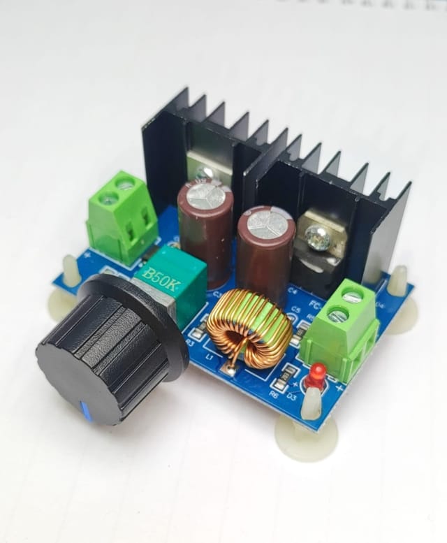 DC Voltage Regulator 4V - 40V 8A_img_0