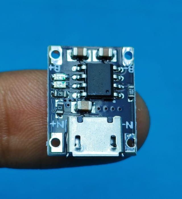 Mini Charging Module For 3.7V Battery_img_1