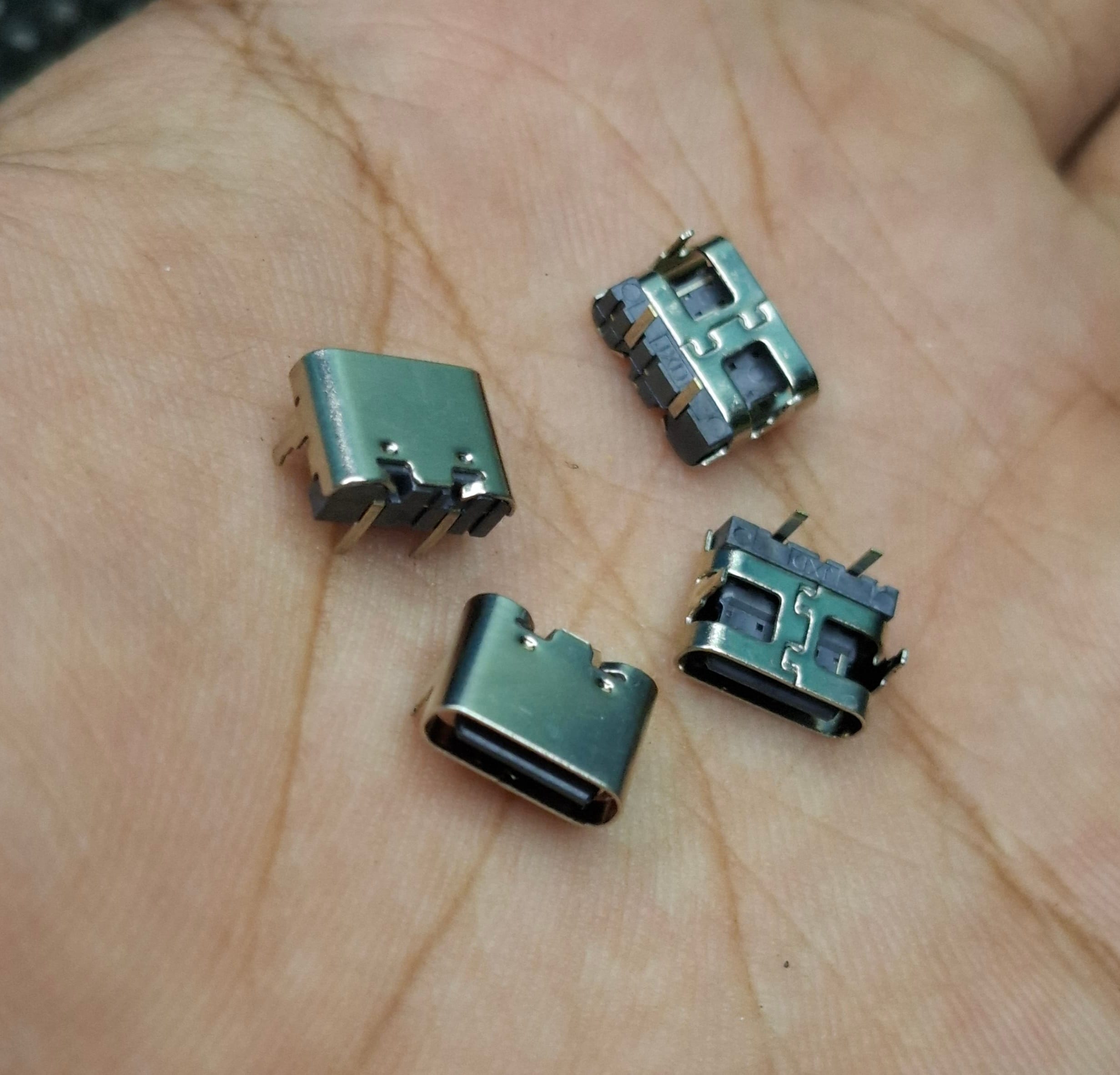 Type C connector ( 4 PCS)