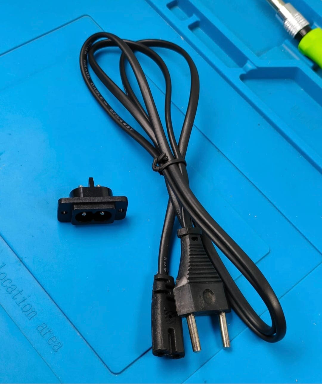 220V Power Cable + Female Socket