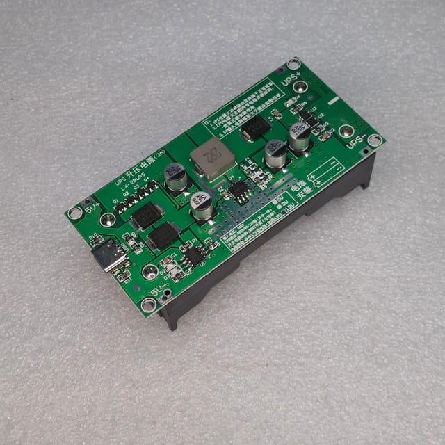 Mini UPS Type-C 15W 3A 18650 Lithium Battery Charger Module DC-DC Step Up Booster Fast Charge UPS Power Supply 12V_img_2