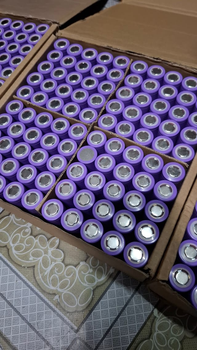 IMR 18650 3.7V 2000 mAh New Lithium iron battery_img_6